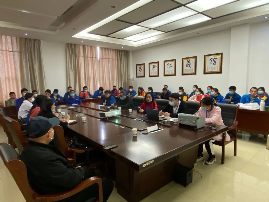 医保宣讲微课堂走进安博·体育平台-（中国）有限公司
重工